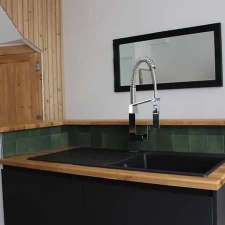Maison De Charme En Plein Centre Holiday home